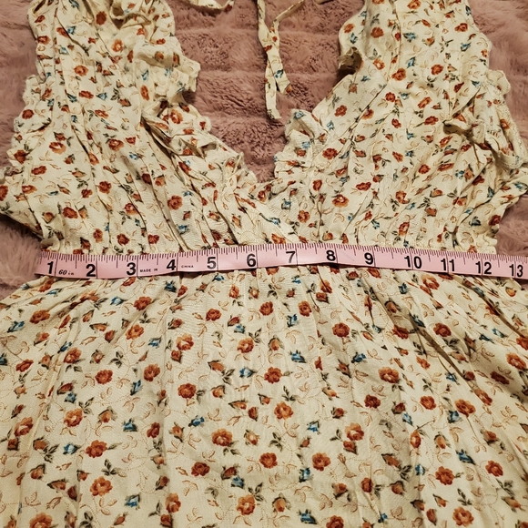 Cute Spring/summer dress - Picture 8 of 9